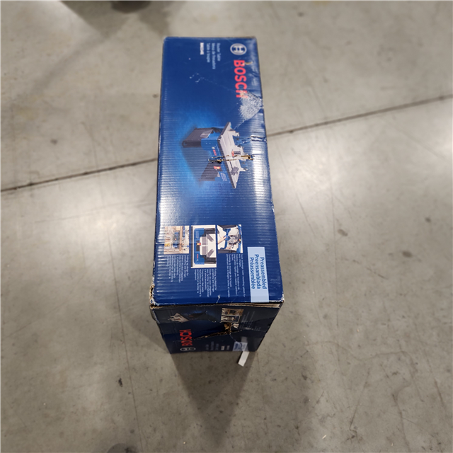 NEW Bosch 26 in. x 16.5 in. Laminated MDF Top Portable Jobsite Router