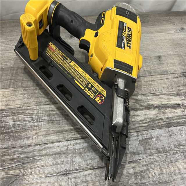 ASIS DeWalt DCN692 18v XR Cordless Brushless Framing Nail Gun KIT WITH