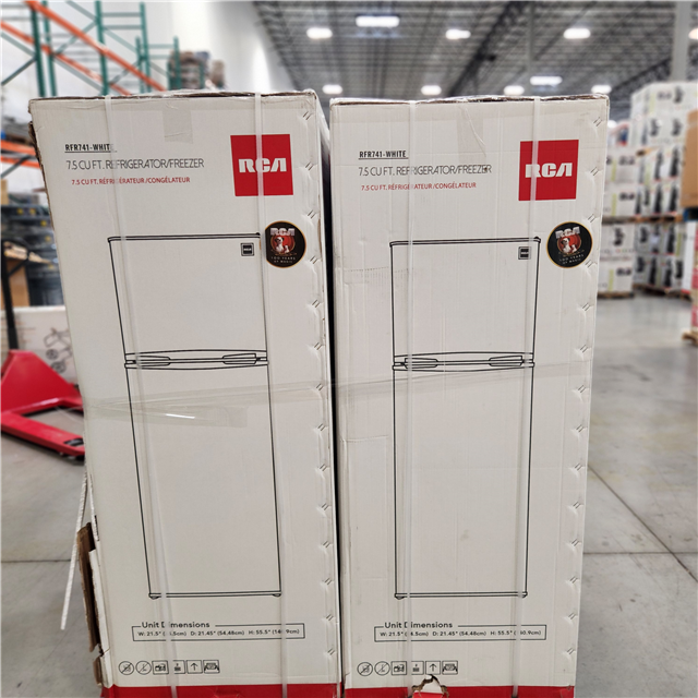 DALLAS LOCATION NEW! RCA 7.5 cu. ft. Mini Refrigerator in White (LOT