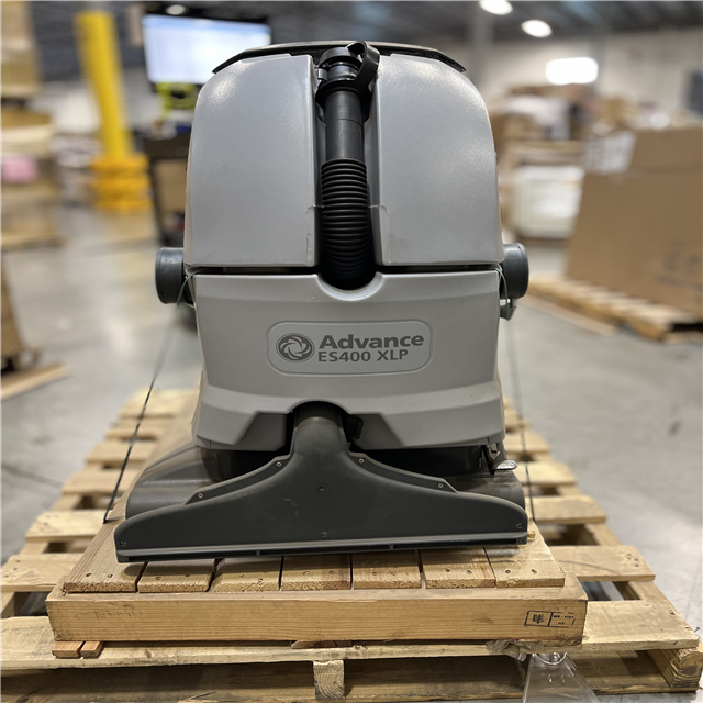 DALLAS LOCATION LIKE NEW! Advance ES400 XLP Carpet Extractor with