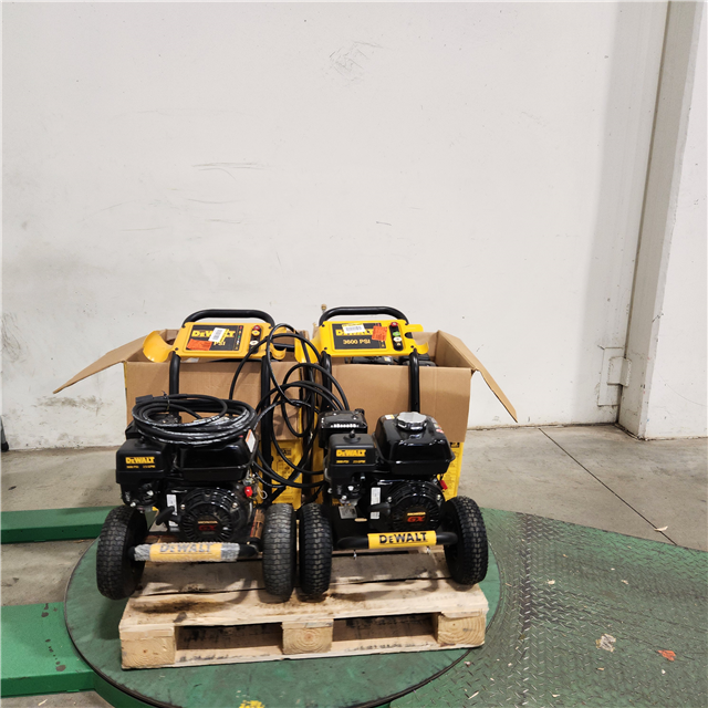 Dallas Location AsIs DEWALT 3600 PSI 2.5 GPM Gas Pressure Washer